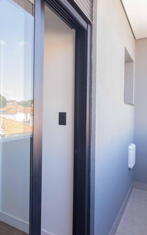 Casa à venda com 192m², 4 quartos e 2 vagas Casa à venda com 192m², 4 quartos e 2 vagasVaranda da Suíte 2