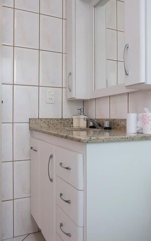 Apartamento à venda com 135m², 3 quartos e 2 vagasBanheiro da suíte 3