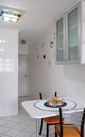 Apartamento à venda com 135m², 3 quartos e 2 vagasCozinha