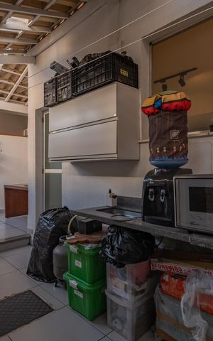 Casa de condomínio à venda com 72m², 2 quartos e 1 vaga Casa de condomínio à venda com 72m², 2 quartos e 1 vagaÁrea de Serviço
