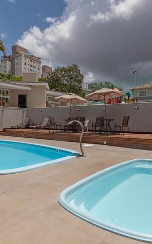 Casa de condomínio à venda com 72m², 2 quartos e 1 vaga Casa de condomínio à venda com 72m², 2 quartos e 1 vagaÁrea Comum