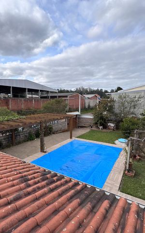 Casa à venda com 150m², 2 quartos e 3 vagas Casa à venda com 150m², 2 quartos e 3 vagasÁrea Externa