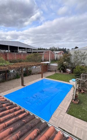 Casa à venda com 150m², 2 quartos e 3 vagas Casa à venda com 150m², 2 quartos e 3 vagasÁrea Externa
