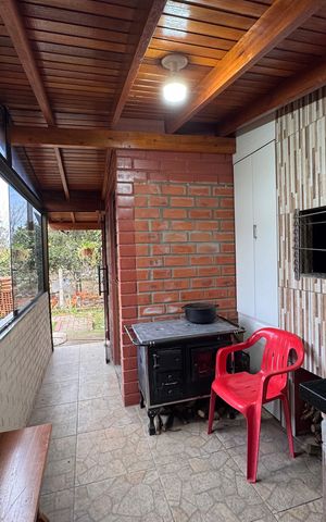Casa à venda com 150m², 2 quartos e 3 vagas Casa à venda com 150m², 2 quartos e 3 vagasCozinha