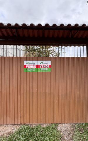 Casa à venda com 150m², 2 quartos e 3 vagas Casa à venda com 150m², 2 quartos e 3 vagasFachada