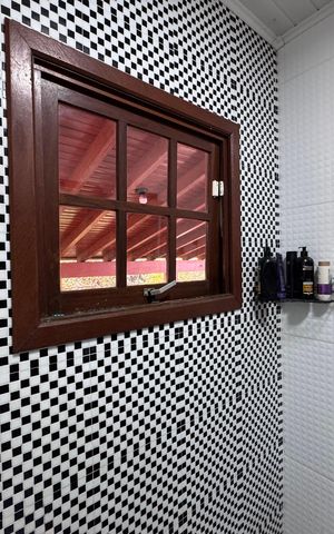 Casa à venda com 150m², 2 quartos e 3 vagas Casa à venda com 150m², 2 quartos e 3 vagasBanheiro
