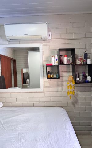 Casa à venda com 150m², 2 quartos e 3 vagas Casa à venda com 150m², 2 quartos e 3 vagasQuarto 1