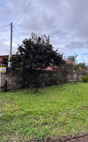 Casa à venda com 150m², 2 quartos e 3 vagas Casa à venda com 150m², 2 quartos e 3 vagasÁrea Externa
