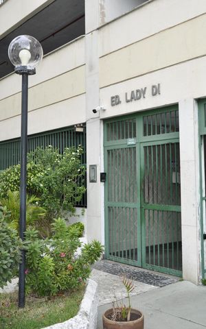 Apartamento para alugar com 60m², 2 quartos e 1 vagaFachada