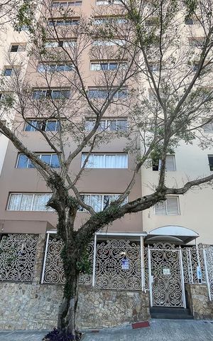 Apartamento à venda com 102m², 2 quartos e 2 vagasFachada + plaquinha
