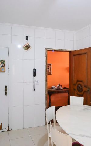 Apartamento à venda com 102m², 2 quartos e 2 vagasCozinha