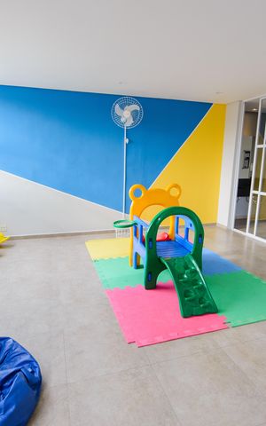 Apartamento para alugar com 200m², 3 quartos e 2 vagasÁrea comum - Brinquedoteca