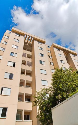 Apartamento à venda com 56m², 2 quartos e 1 vaga Apartamento à venda com 56m², 2 quartos e 1 vagaFachada