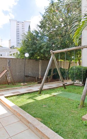 Apartamento à venda com 56m², 2 quartos e 1 vaga Apartamento à venda com 56m², 2 quartos e 1 vagaÁrea comum - Playground