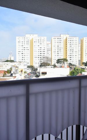 Apartamento para alugar com 95m², 3 quartos e 1 vaga Apartamento para alugar com 95m², 3 quartos e 1 vagaSacada
