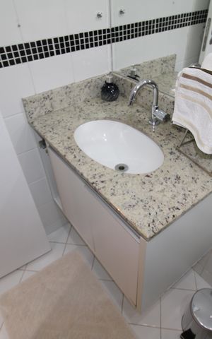 Apartamento à venda com 66m², 2 quartos e 2 vagasBanheiro 2