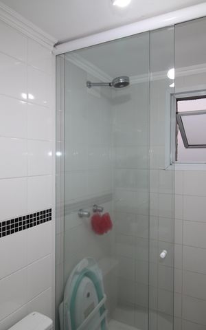 Apartamento à venda com 66m², 2 quartos e 2 vagasBanheiro 1