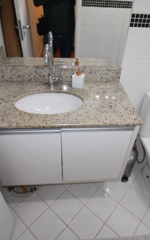 Apartamento à venda com 66m², 2 quartos e 2 vagasBanheiro 1