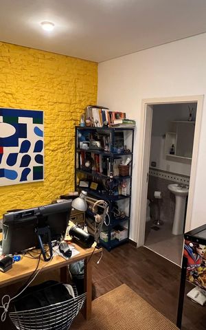Casa à venda com 160m², 3 quartos e 3 vagas Casa à venda com 160m², 3 quartos e 3 vagasEdícula