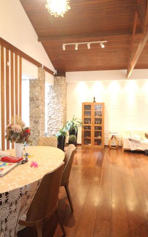 Casa para alugar com 400m², 3 quartos e 3 vagasSala