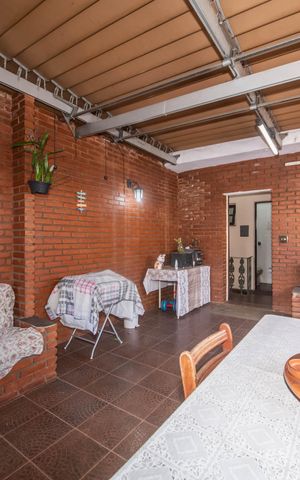 Casa para alugar com 140m², 3 quartos e 1 vagaÁrea Gourmet