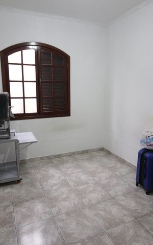 Casa à venda com 121m², 4 quartos e 5 vagasQuarto 3