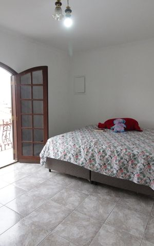 Casa à venda com 121m², 4 quartos e 5 vagasSuíte 1