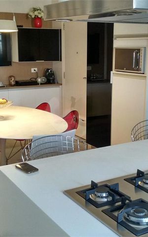 Apartamento à venda com 370m², 4 quartos e 5 vagas