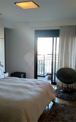 Apartamento à venda com 370m², 4 quartos e 5 vagas