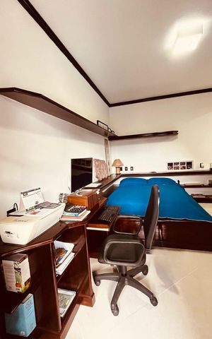 Casa de condomínio à venda com 385m², 5 quartos e 4 vagas