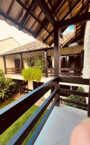 Casa de condomínio à venda com 385m², 5 quartos e 4 vagas Casa de condomínio à venda com 385m², 5 quartos e 4 vagasVaranda