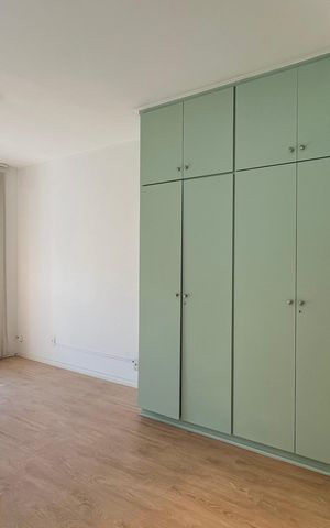 Casa para alugar com 150m², 4 quartos e 2 vagas Casa para alugar com 150m², 4 quartos e 2 vagasSuíte 4
