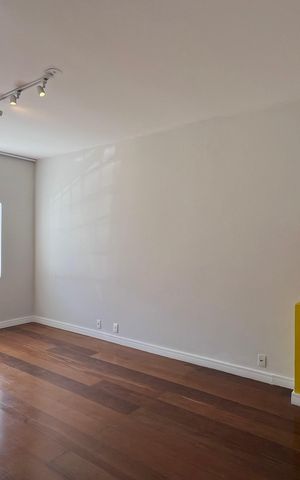 Casa para alugar com 150m², 4 quartos e 2 vagas Casa para alugar com 150m², 4 quartos e 2 vagasSala