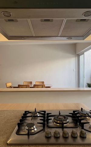 Casa para alugar com 150m², 4 quartos e 2 vagas Casa para alugar com 150m², 4 quartos e 2 vagasCozinha