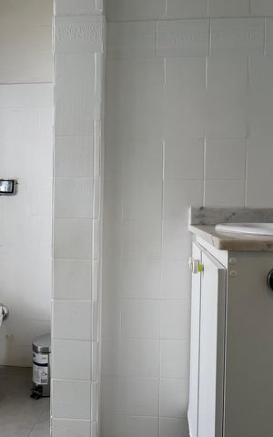 Casa para alugar com 150m², 4 quartos e 2 vagas Casa para alugar com 150m², 4 quartos e 2 vagasBanheiro Social