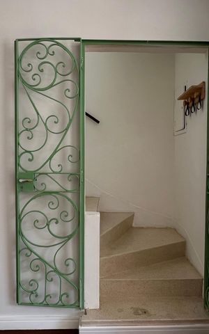 Casa para alugar com 150m², 4 quartos e 2 vagas Casa para alugar com 150m², 4 quartos e 2 vagasCorredor