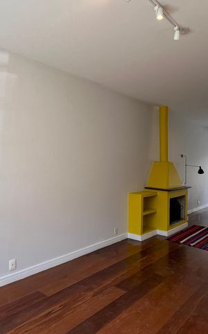 Casa para alugar com 150m², 4 quartos e 2 vagas Casa para alugar com 150m², 4 quartos e 2 vagasSala