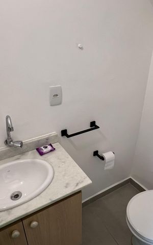 Casa para alugar com 150m², 4 quartos e 2 vagas Casa para alugar com 150m², 4 quartos e 2 vagasLavabo da Sala