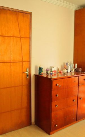 Casa à venda com 179m², 4 quartos e 2 vagasQuarto