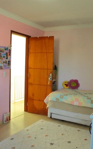 Casa à venda com 179m², 4 quartos e 2 vagasQuarto 2