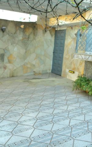 Casa à venda com 179m², 4 quartos e 2 vagasGaragem