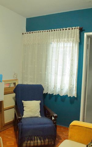 Casa à venda com 179m², 4 quartos e 2 vagasSala 2