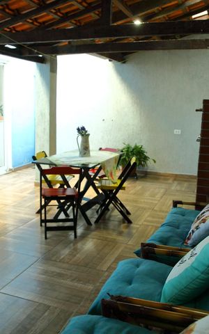 Casa à venda com 179m², 4 quartos e 2 vagasÁrea comum