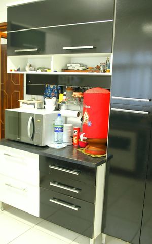 Casa à venda com 179m², 4 quartos e 2 vagasCozinha