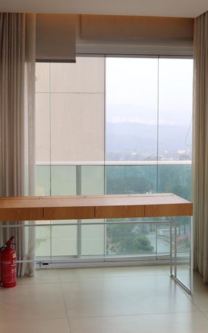 Apartamento à venda com 215m², 3 quartos e 3 vagas Apartamento à venda com 215m², 3 quartos e 3 vagasSala