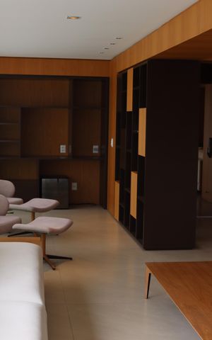 Apartamento à venda com 215m², 3 quartos e 3 vagas Apartamento à venda com 215m², 3 quartos e 3 vagasSala