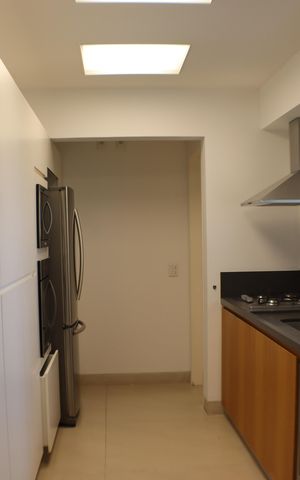 Apartamento à venda com 215m², 3 quartos e 3 vagas Apartamento à venda com 215m², 3 quartos e 3 vagasCozinha