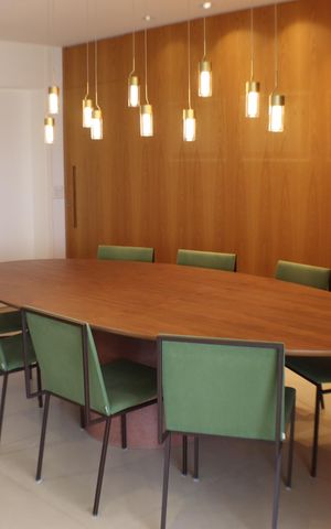 Apartamento à venda com 215m², 3 quartos e 3 vagas Apartamento à venda com 215m², 3 quartos e 3 vagasSala