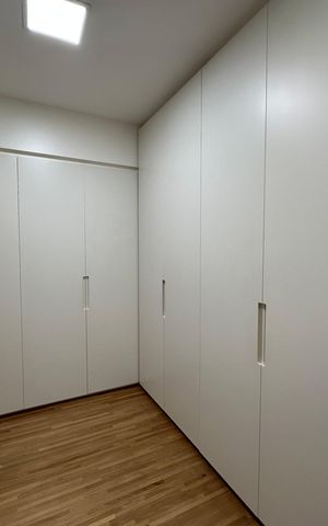 Apartamento à venda com 215m², 3 quartos e 3 vagas Apartamento à venda com 215m², 3 quartos e 3 vagasCloset da suíte 3