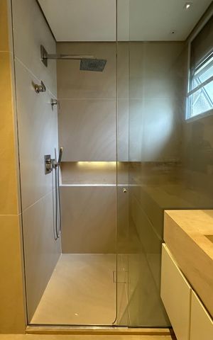 Apartamento à venda com 215m², 3 quartos e 3 vagas Apartamento à venda com 215m², 3 quartos e 3 vagasBanheiro da Suíte 3